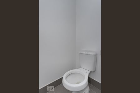 Apartamento à venda com 64m², 2 quartos e 1 vaga Apartamento à venda com 64m², 2 quartos e 1 vagaBanheiro Social