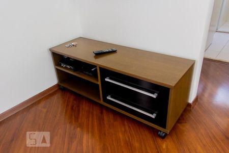 Rack de apartamento para alugar com 3 quartos, 67m² em Vila Alzira, Santo André