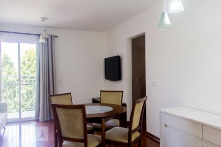 Sala de apartamento para alugar com 3 quartos, 67m² em Vila Alzira, Santo André