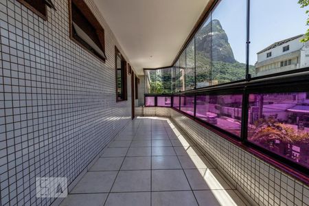 Sala Varanda de apartamento à venda com 3 quartos, 160m² em Barra da Tijuca, Rio de Janeiro