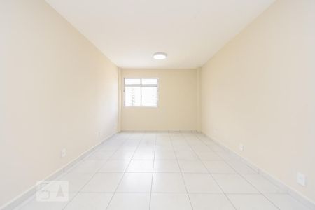 Studio de kitnet/studio para alugar com 1 quarto, 54m² em Santa Ifigênia, São Paulo