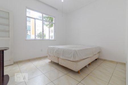 Quarto 2 de apartamento para alugar com 2 quartos, 44m² em Copacabana, Rio de Janeiro