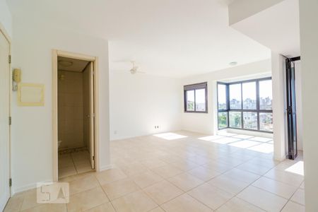 Sala de kitnet/studio para alugar com 1 quarto, 32m² em Menino Deus, Porto Alegre