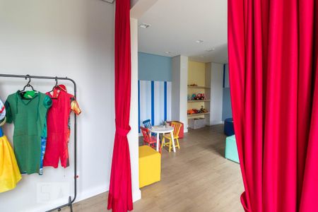 Apartamento para alugar com 33m², 2 quartos e sem vaga Apartamento para alugar com 33m², 2 quartos e sem vagaBrinquedoteca