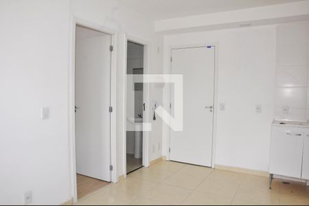 Detalhe - Sala de apartamento para alugar com 2 quartos, 33m² em Vila Palmeiras, São Paulo