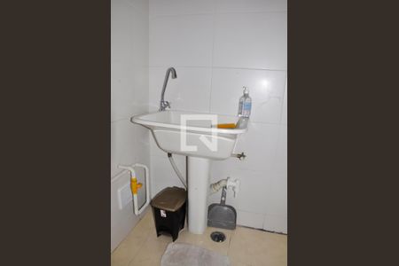 Apartamento para alugar com 33m², 2 quartos e sem vaga Apartamento para alugar com 33m², 2 quartos e sem vagaDetalhe - Cozinha e Área de Serviço