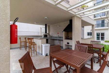 Apartamento para alugar com 33m², 2 quartos e sem vaga Apartamento para alugar com 33m², 2 quartos e sem vagaÁrea comum - Churrasqueira