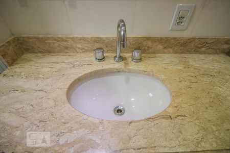 Apartamento para alugar com 73m², 2 quartos e 1 vagaBanheiro