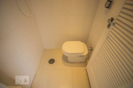 Apartamento para alugar com 73m², 2 quartos e 1 vagaBanheiro de Serviço