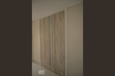 Apartamento para alugar com 73m², 2 quartos e 1 vagaCorredor