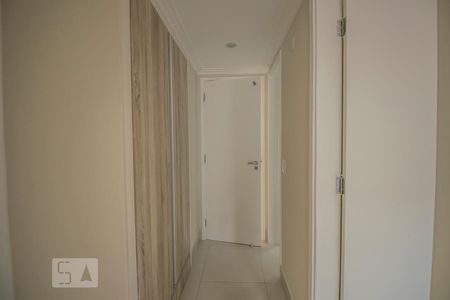 Apartamento para alugar com 73m², 2 quartos e 1 vagaCorredor
