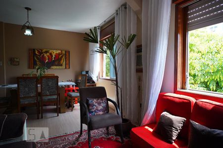 Sala de casa de condomínio à venda com 3 quartos, 80m² em São Sebastião, Porto Alegre