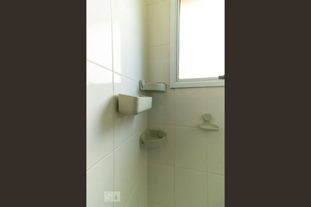 Apartamento para alugar com 61m², 2 quartos e 1 vaga Apartamento para alugar com 61m², 2 quartos e 1 vagaBanheiro da Suíte