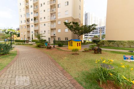 Apartamento para alugar com 61m², 2 quartos e 1 vaga Apartamento para alugar com 61m², 2 quartos e 1 vagaÁrea comum - Playground