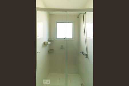 Apartamento para alugar com 61m², 2 quartos e 1 vaga Apartamento para alugar com 61m², 2 quartos e 1 vagaBanheiro da Suíte