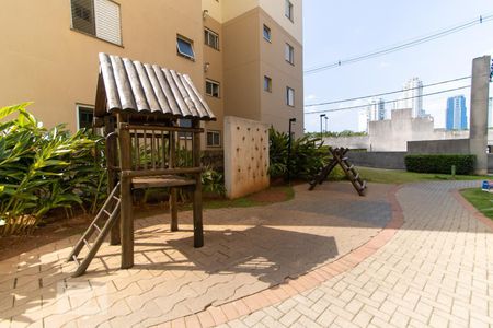 Apartamento para alugar com 61m², 2 quartos e 1 vaga Apartamento para alugar com 61m², 2 quartos e 1 vagaÁrea comum - Playground