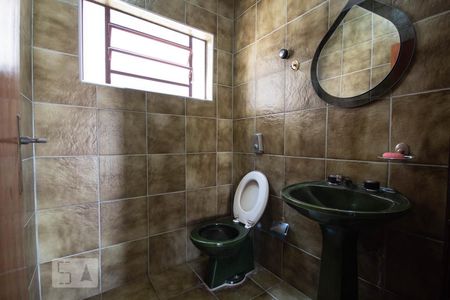 Lavabo de casa para alugar com 3 quartos, 240m² em Vila Campesina, Osasco