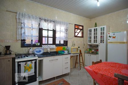 Casa à venda com 220m², 4 quartos e 5 vagasCozinha