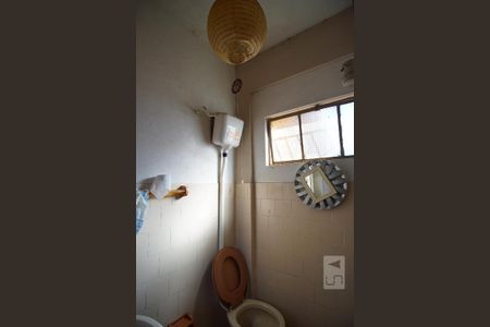 Casa à venda com 220m², 4 quartos e 5 vagasGaragem - Banheiro