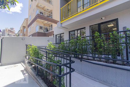 Studio para alugar com 21m², 1 quarto e sem vaga Studio para alugar com 21m², 1 quarto e sem vagaEntrada