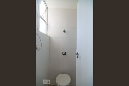 Apartamento para alugar com 85m², 2 quartos e 1 vagaBanheiro de Serviço