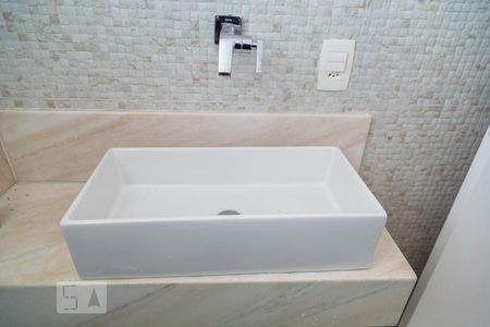 Apartamento para alugar com 85m², 2 quartos e 1 vagaPia do Banheiro Social