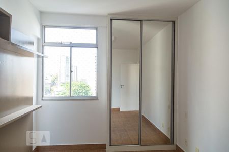 Apartamento para alugar com 85m², 2 quartos e 1 vagaArmário da Suíte