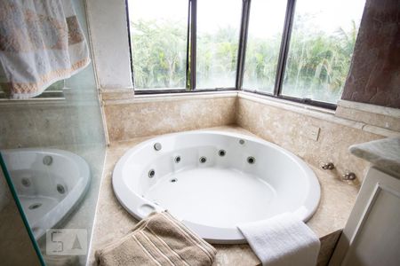 Apartamento à venda com 600m², 4 quartos e 3 vagasBanheiro da Suíte 1