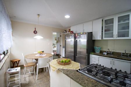 Apartamento à venda com 600m², 4 quartos e 3 vagasCozinha