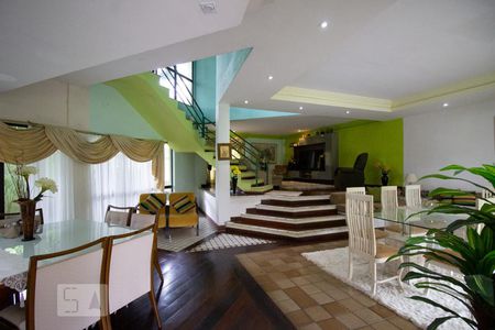 Apartamento à venda com 600m², 4 quartos e 3 vagasSala