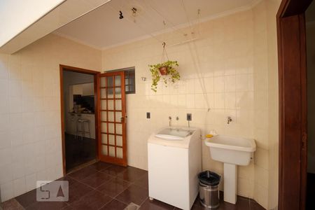 Casa à venda com 264m², 4 quartos e 2 vagas Casa à venda com 264m², 4 quartos e 2 vagasÁrea de Serviço