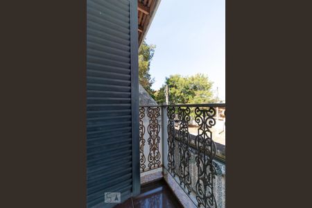 Casa à venda com 264m², 4 quartos e 2 vagas Casa à venda com 264m², 4 quartos e 2 vagasSacada do Quarto 03