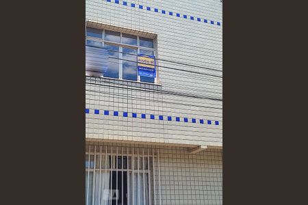 Plaquinha de apartamento para alugar com 2 quartos, 60m² em Sagrada Família, Belo Horizonte