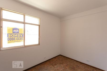 Quarto 2 de apartamento para alugar com 2 quartos, 60m² em Sagrada Família, Belo Horizonte