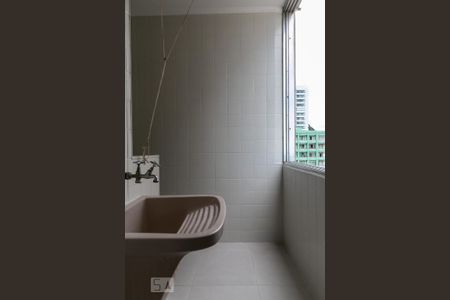 Apartamento para alugar com 45m², 1 quarto e sem vaga Apartamento para alugar com 45m², 1 quarto e sem vagaLavanderia