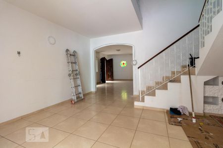 Sala de casa à venda com 3 quartos, 233m² em Vila Gomes, São Paulo