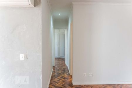 Corredor  de apartamento à venda com 2 quartos, 80m² em Maracanã, Rio de Janeiro