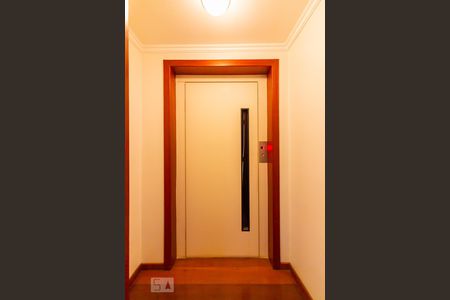 Apartamento para alugar com 125m², 4 quartos e 2 vagas Apartamento para alugar com 125m², 4 quartos e 2 vagasHall de Entrada 1