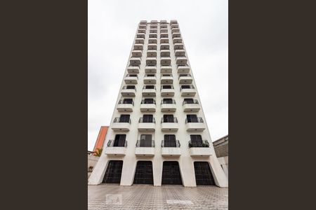 Apartamento para alugar com 125m², 4 quartos e 2 vagas Apartamento para alugar com 125m², 4 quartos e 2 vagasFachada