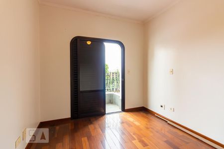 Apartamento para alugar com 125m², 4 quartos e 2 vagas Apartamento para alugar com 125m², 4 quartos e 2 vagasQuarto 1