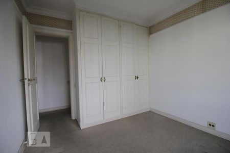 Apartamento à venda com 305m², 4 quartos e 5 vagasSuíte 3