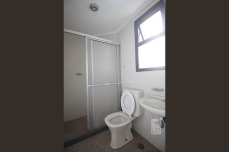 Apartamento à venda com 305m², 4 quartos e 5 vagasBanheiro de Serviço