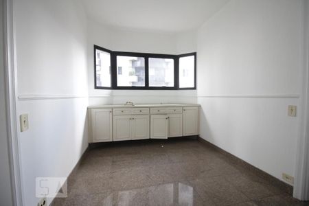Apartamento à venda com 305m², 4 quartos e 5 vagasCopa