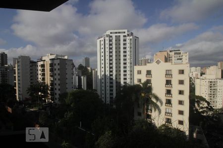 Apartamento à venda com 305m², 4 quartos e 5 vagasVista da suíte 2