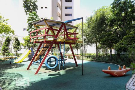 Apartamento à venda com 305m², 4 quartos e 5 vagasÁrea Comum - Playground