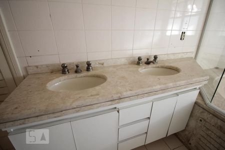 Apartamento à venda com 305m², 4 quartos e 5 vagasPia