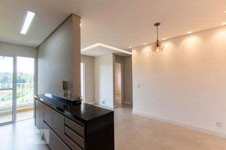 Sala de apartamento para alugar com 2 quartos, 50m² em Granja Clotilde, Cotia