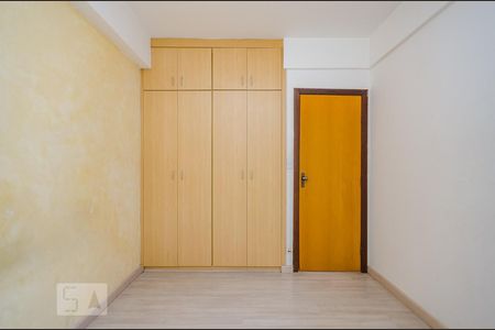 Apartamento à venda com 75m², 2 quartos e 1 vagaQuarto 2