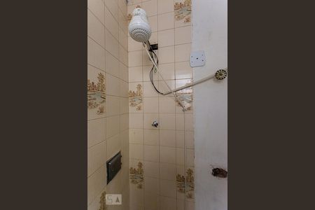 Banheiro de apartamento à venda com 1 quarto, 32m² em Centro, Niterói