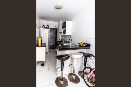 Apartamento à venda com 84m², 2 quartos e sem vagaCozinha